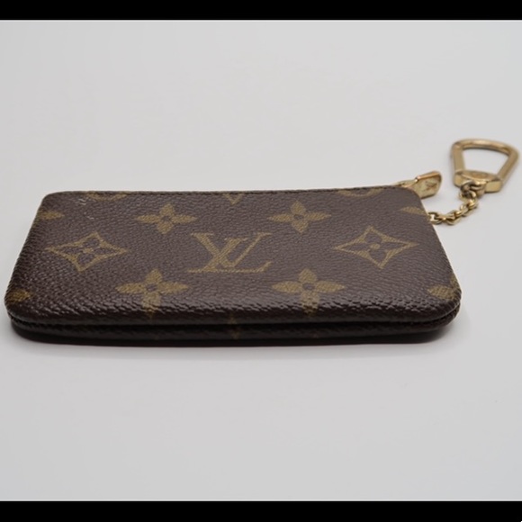 ♥️SOLD♥️Louis Vuitton Monogram Key Pouch - Picture 4 of 7